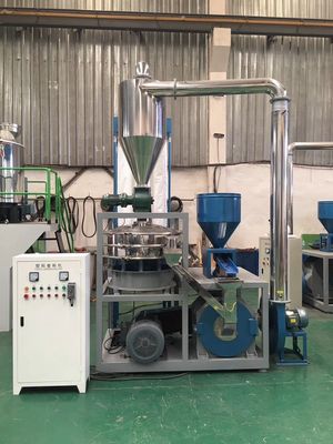 EVA / PET / PVC Pulverizer Machine High Speed Rotation Of Spindle Cutter